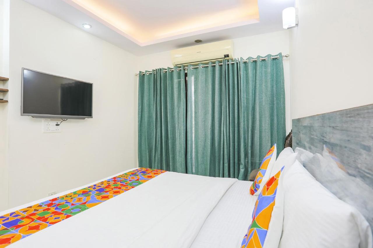 Fabexpress Jpm Harshdeep Hotel